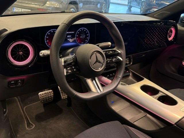 MERCEDES-BENZ Clase Cla 250+ con tecnología EQ