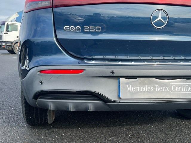 MERCEDES-BENZ Eqa 250 AMG Line