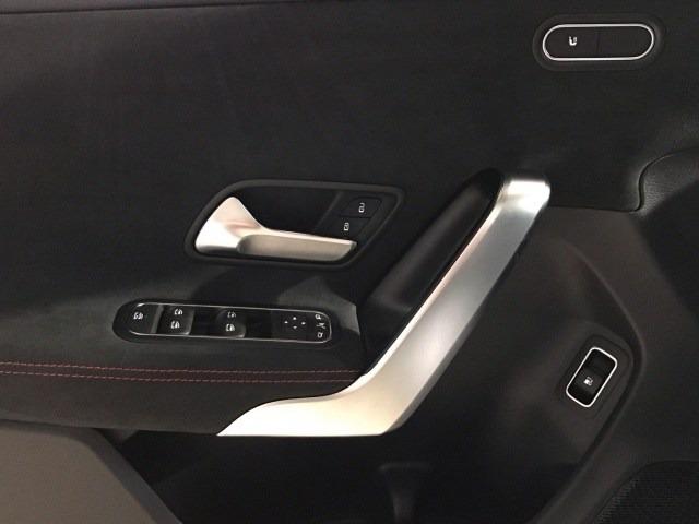 MERCEDES-BENZ Clase Cla 250 e AMG Line
