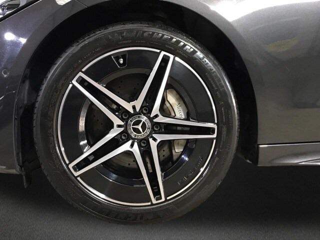 MERCEDES-BENZ Clase C 300 de AMG Line