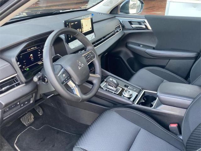 MITSUBISHI Outlander PHEV Motion 4WD