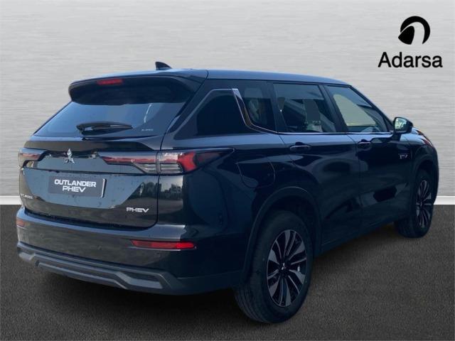 MITSUBISHI Outlander PHEV Motion 4WD