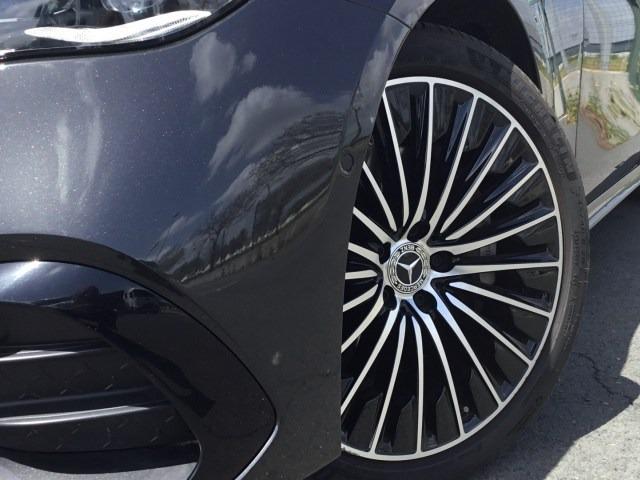 MERCEDES-BENZ Clase E 300 de berlina con tecnología híbrida EQ