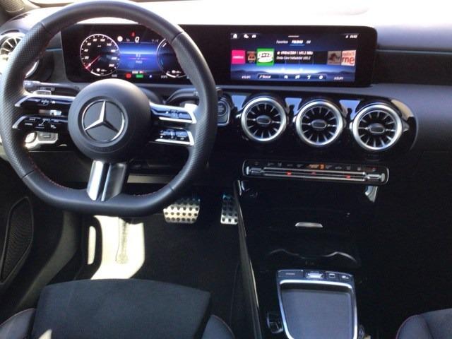 MERCEDES-BENZ Clase A 250 e Compacto con tecnología híbrida EQ