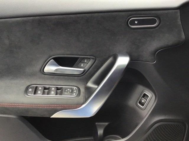 MERCEDES-BENZ Clase A 250 e Compacto con tecnología híbrida EQ
