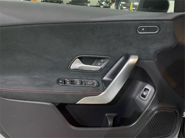 MERCEDES-BENZ Clase A 250 e AMG Line
