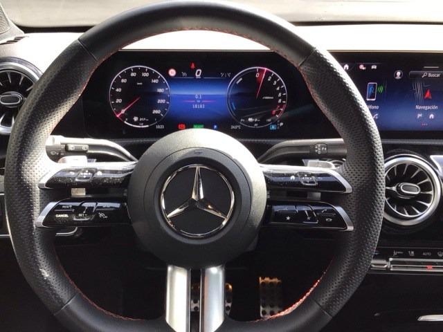 MERCEDES-BENZ Clase A 250 e Compacto con tecnología híbrida EQ