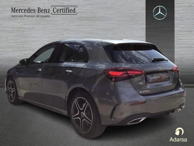 MERCEDES-BENZ Clase A 250 e Compacto con tecnología híbrida EQ