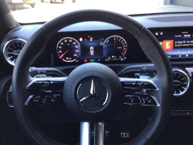 MERCEDES-BENZ Clase A 250 e AMG Line