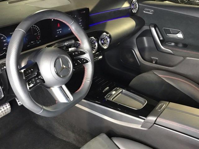 MERCEDES-BENZ Clase A 250 e Compacto con tecnología híbrida EQ