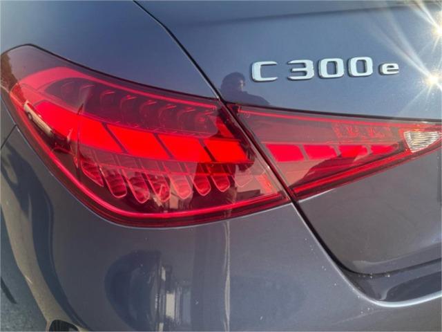 MERCEDES-BENZ Clase C 300 e con tecnología híbrida EQ