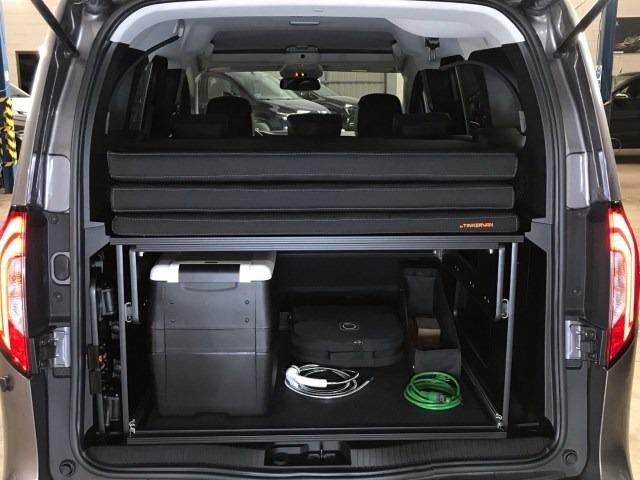 MERCEDES-BENZ Eqt Compacto Premium