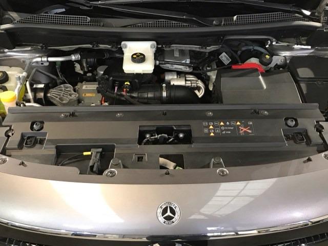 MERCEDES-BENZ Eqt Compacto Premium