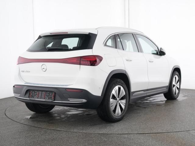 MERCEDES-BENZ Eqa 250+ + Progressive