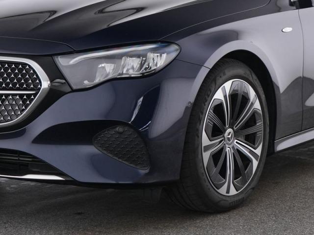 MERCEDES-BENZ Clase E 300 e con tecnología hibrida EQ Estate