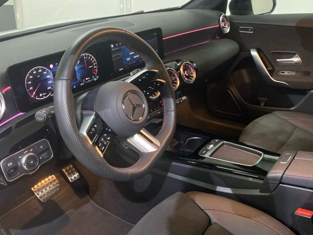 MERCEDES-BENZ Clase A 250 e Compacto con tecnología híbrida EQ