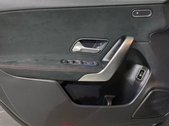 MERCEDES-BENZ Clase A 250 e Compacto con tecnología híbrida EQ