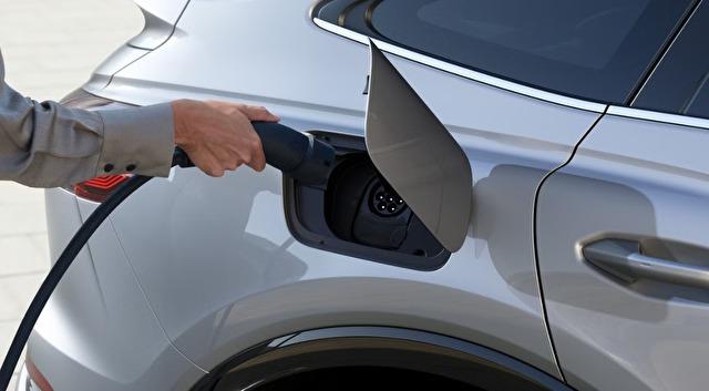 Audi Q4 Sportback e-tron 2025