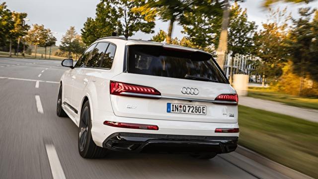AUDI Q7 TFSle  Híbrido enchufable