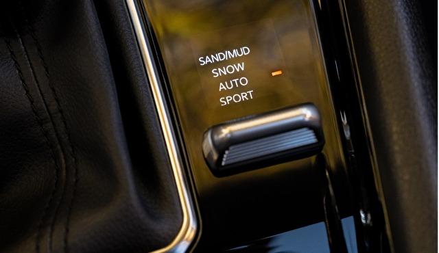 Jeep Compass 4xe Híbrido enchufable 2025