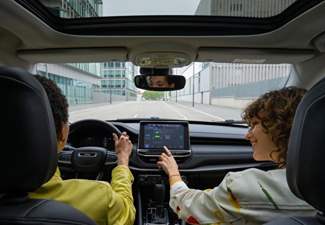 Jeep Compass 4xe Híbrido enchufable 2025
