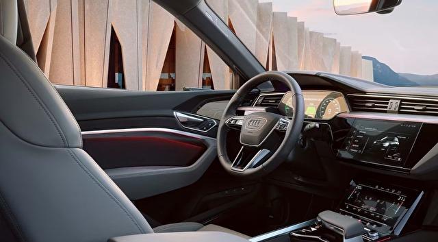 Audi SQ8 e-tron 100% Eléctrico 