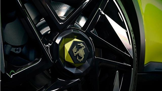 Abarth 600e Eléctrico 2025