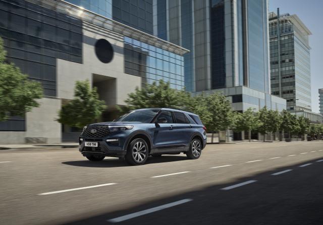 Ford Explorer Plug-in Hybrid (DESCATALOGADO)