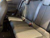 Peugeot 2008 GT Hybrid eDCS6 107 kW (145 CV)