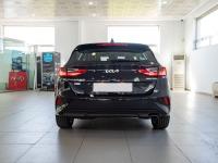 Kia Ceed 1.6 MHEV CONCEPT 136 5P