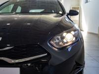 Kia Ceed 1.6 MHEV CONCEPT 136 5P