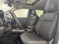 Mitsubishi Outlander PHEV 4WD Kaiteki+