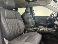 Mitsubishi Outlander PHEV 4WD Kaiteki+