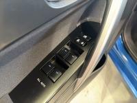 Toyota Auris Hybrid Advance 100 kW (136 CV)