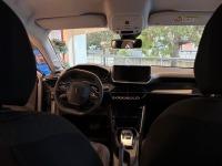 Peugeot 208 208 5P Style HYBRID 100 eDCS6