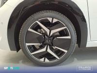 Peugeot 208 HYBRID 110 eDCS6 GT