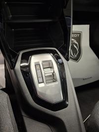 Peugeot 208 208 5P Style HYBRID 100 eDCS6