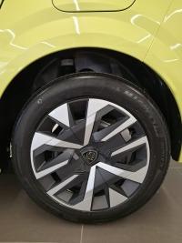 Peugeot 208 208 5P Style HYBRID 100 eDCS6