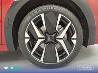 Peugeot 208 HYBRID 110 eDCS6 GT