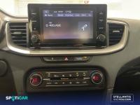 Kia Ceed 1.6 MHEV iMT 100kW (136CV) Drive