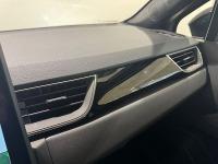 Mitsubishi Grandis 180 HEV Kaiteki