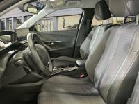 Peugeot 2008 Eléctrico  (100kW) Allure Pack