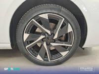 Peugeot 308 5P  Hybrid 136 e-DCS6 Allure