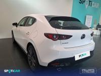 Mazda 3 2.5L E-SKY G MHEV 103kW Centre-Line