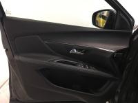 Peugeot 3008 225 e-EAT8 Allure