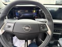 Opel Frontera 1.2T XHT Hybrid eDCT6 107kW Edition