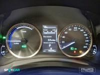 Lexus Is 2.5 300h  Parking Executive