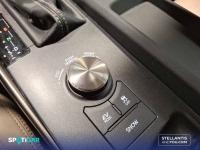 Lexus Is 2.5 300h  Parking Executive