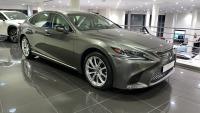 LEXUS 500h Luxury Art Wood L-White 904€/mes