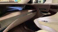 LEXUS 500h Luxury Art Wood L-White 904€/mes